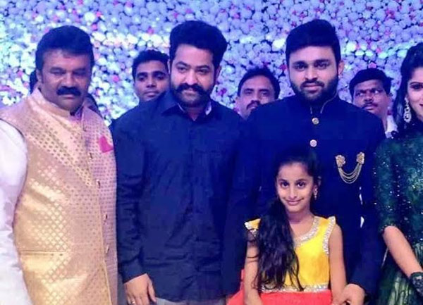 jr ntr,talasani srinivas yadav daughter wedding,jr ntr new look,jr ntr new movie look  కోరమీసంతో కత్తిలా వున్నాడు..!